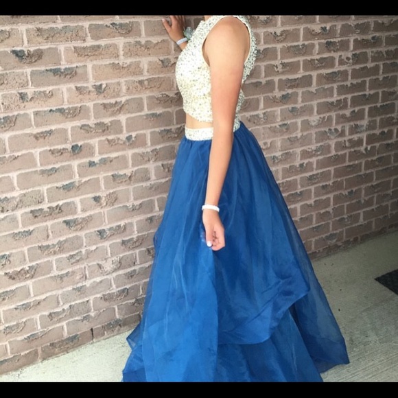 Beautiful grad/prom dress - Picture 1 of 1